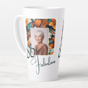 Taza De Café Latte Cumpleaños con patrón de flores fabulosas a los 80