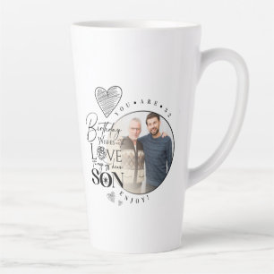 Taza De Café Latte Cumpleaños del Hijo Moderno, Tipografía de Cumplea