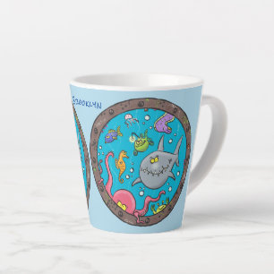 Taza De Café Latte Curiosas criaturas marinas bajo el agua dibujando