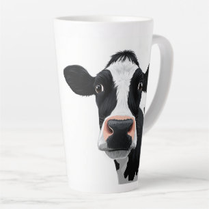 Taza De Café Latte Curiosidad de Vaca en Primer Plano
