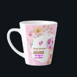 Taza De Café Latte de recuerdo única y personalizada de Baby Shower<br><div class="desc">"¡Captura los momentos más preciados de tu baby shower con esta taza de recuerdo única y personalizada! Diseñada con un toque especial, esta taza se convertirá en un tesoro perdurable que recordará los dulces momentos compartidos con familiares y amigos. Personalízala con el nombre del bebé, la fecha del evento o...</div>