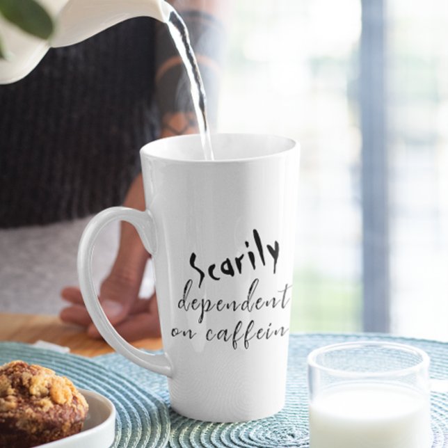Taza De Café Latte Depender Esencialmente De La Halloween Del Café (Subido por el creador)