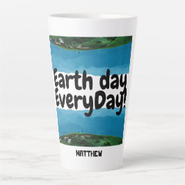 Taza De Café Latte día de la tierra todos los días, hazte verde, cien