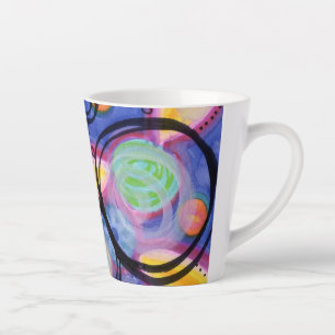 Taza De Café Latte Diseño de caracoles de color en un círculo