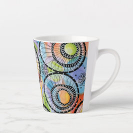 Taza De Café Latte Diseño de caracoles de color en un círculo