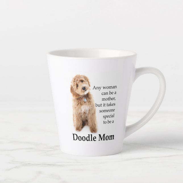 Taza De Café Latte Doodle Dog Mom (Derecha)