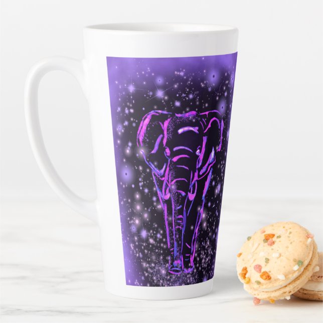 Taza De Café Latte Elefante púrpura Latte Mug (In situ)