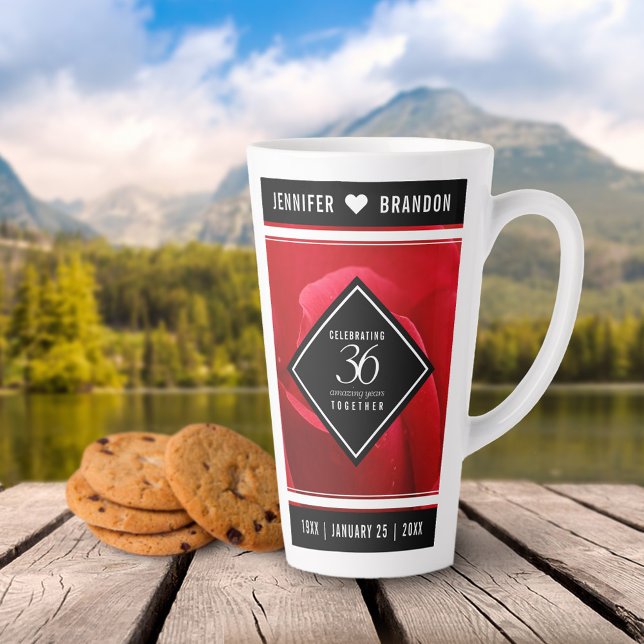 Taza De Café Latte Elegante celebración del 36° Aniversario Rosa Boda (36th Rose Wedding Anniversary Latte Mug Cover Photo.)