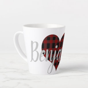 Taza De Café Latte Elegante Corazón Rojo Negro Tartán Monogramado