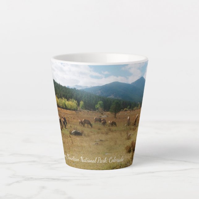 Taza De Café Latte Elk in Rocky Mountain National Park latte mug (Anverso)