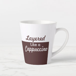 Taza De Café Latte En capas como un capuchino