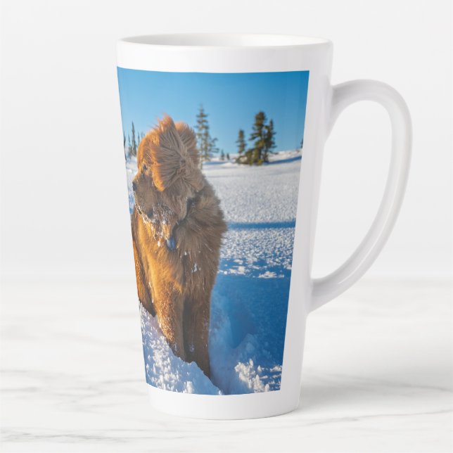 Taza De Café Latte Esperando en la nieve (Derecha)