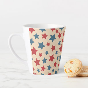 Taza De Café Latte Estrellas Rojas y Azules, 4 de Julio, Fondo Beige