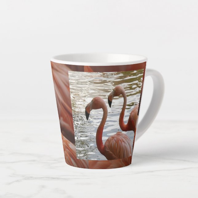 Taza De Café Latte Flamingo Close Up Latte Mug (Ángulo derecho)