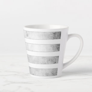 Taza De Café Latte Flor rosa acuarela en franja blanca y negra