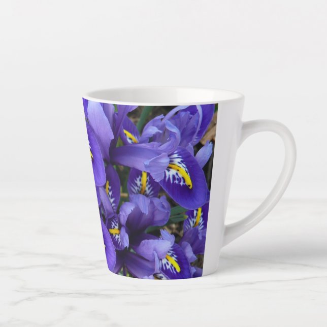 Taza De Café Latte Floral de primavera de irlandeses azules en miniat (Derecha)