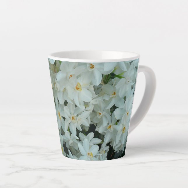 Taza De Café Latte Flores blancas de arcissus paperblancas (Ángulo derecho)