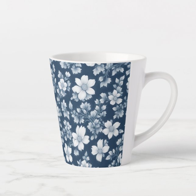 Taza De Café Latte Flores blancas en azul oscuro (Derecha)