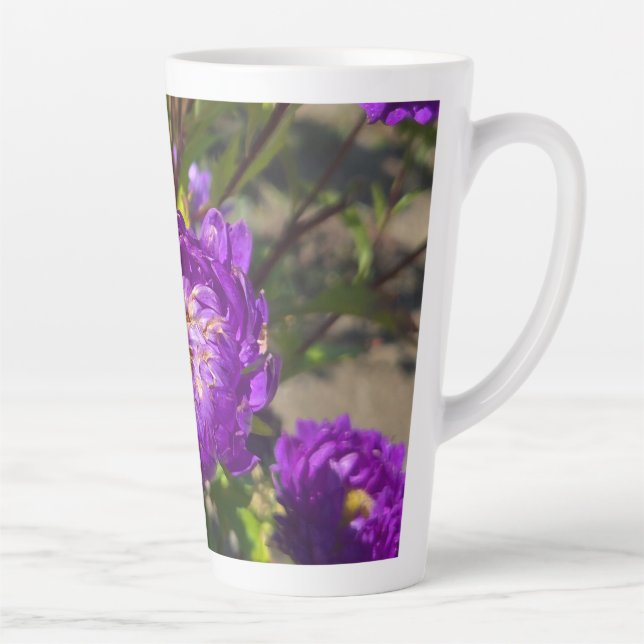 Taza De Café Latte Flores moradas (Derecha)