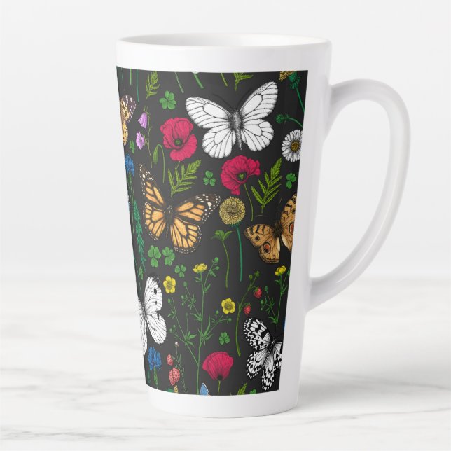 Taza De Café Latte Flores y mariposas silvestres en negro (Derecha)