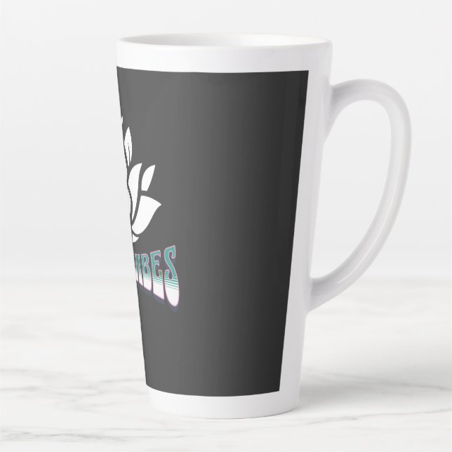 Taza De Café Latte Flujo de Yoga Tranquilo con Esterilla y Bloques (Derecha)