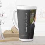 Taza De Café Latte Foto personalizada Tall Latte Mug<br><div class="desc">Personalizado foto personalizada alta latte mug con nombre y texto personalizado. Simplemente suba tu propia foto para crear un regalo especial.</div>