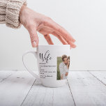 Taza De Café Latte Fotografía de pareja colgante y regalo de esposa r<br><div class="desc">Fotografía de pareja colgante y regalo de esposa romántica</div>