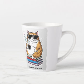 Taza De Café Latte Gato Introvertido con Estilo