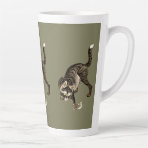 Taza De Café Latte Gato japonés atrapando una rana