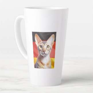Taza De Café Latte Gato Rex Alemán Bandera Alemana De Fondo