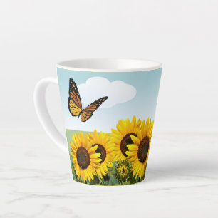 Taza De Café Latte Girasol y Mariposa Personalizados bajo el Cielo Az