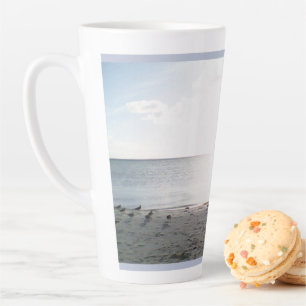 Taza De Café Latte Gloria De Sol En La Playa