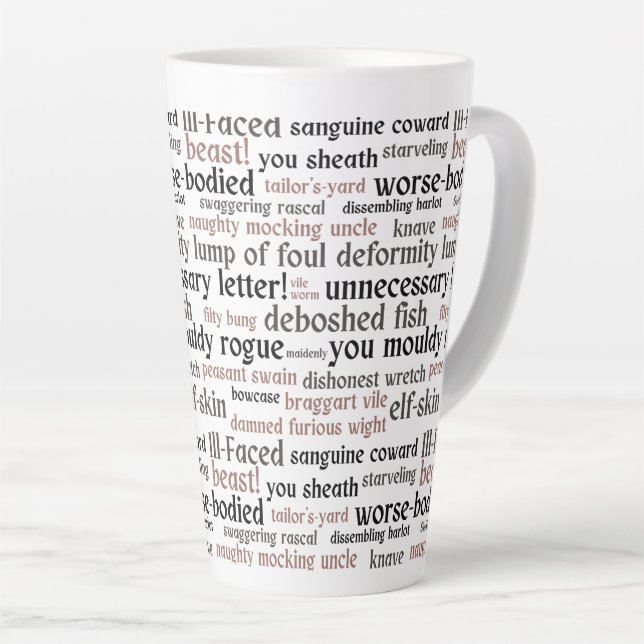 Taza De Café Latte Graciosa Shakespeare insulto a la literatura clási (Ángulo derecho)