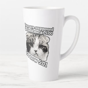 Taza De Café Latte Gracioso meme de gatos enojados para los dueños de