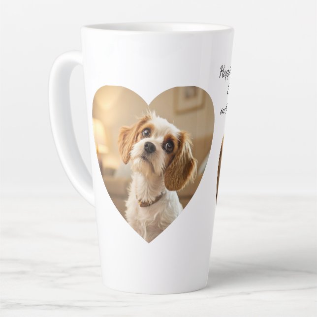 Taza De Café Latte Heart-Shaped Dog Design – “Happiness on Four Paws” (Ángulo izquierdo)