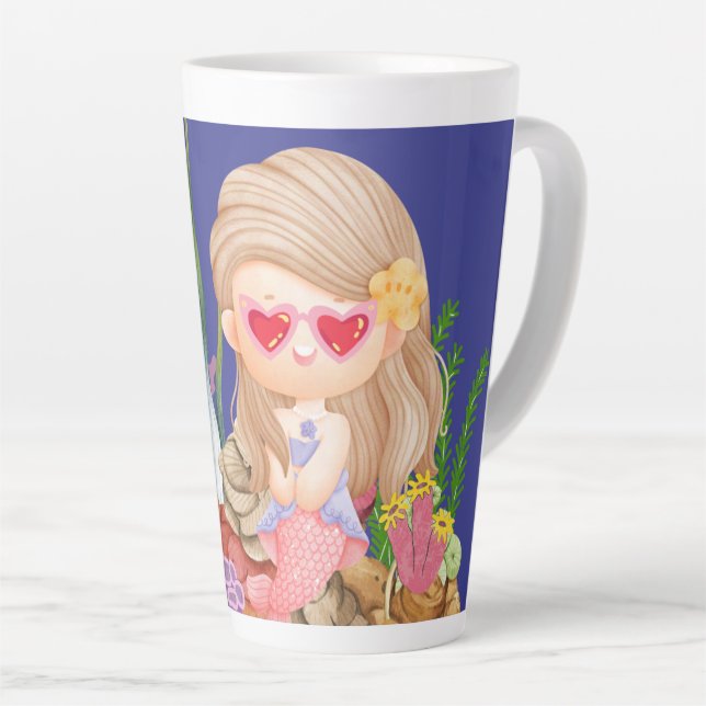 Taza De Café Latte Hermosa sirena BRUNET HAIR jugando en el mar (Ángulo derecho)