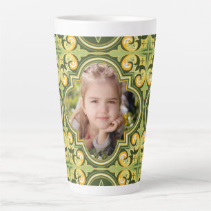 Taza De Café Latte Hermosos Azulejos de oliva y amarillo, foto person