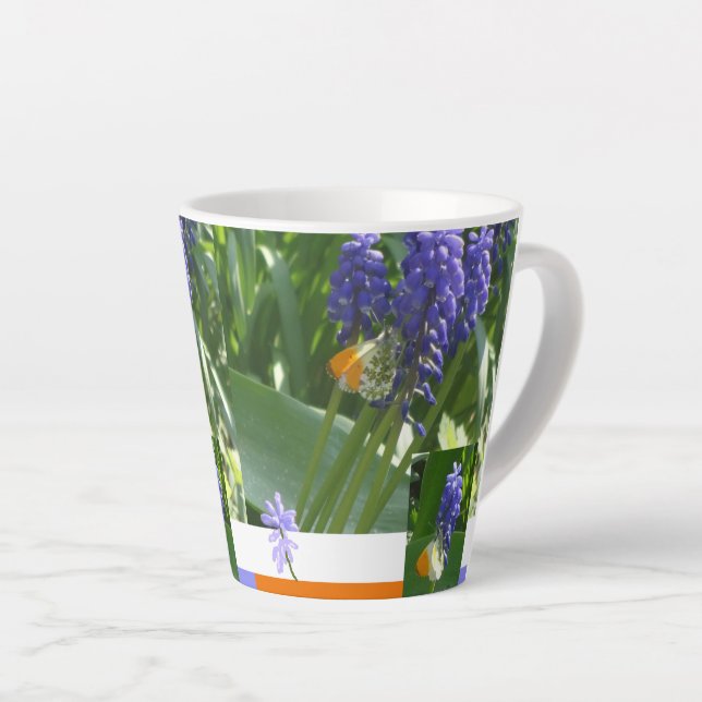 Taza De Café Latte Hiacinato de uva con diseño de mariposa Latte Mug (Ángulo derecho)