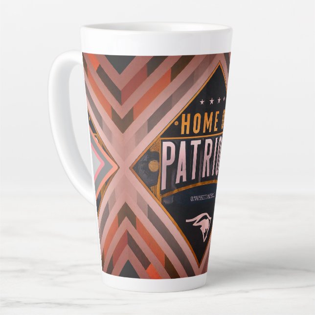 Taza De Café Latte Hogar de Patriotas (Ángulo izquierdo)