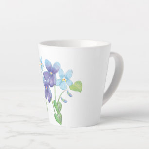 Taza De Café Latte Ilustracion de flores violetas silvestres