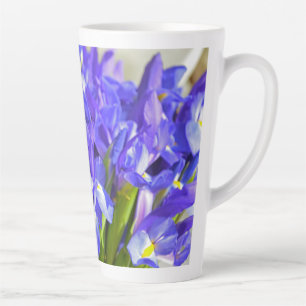 Taza De Café Latte Iris de primavera