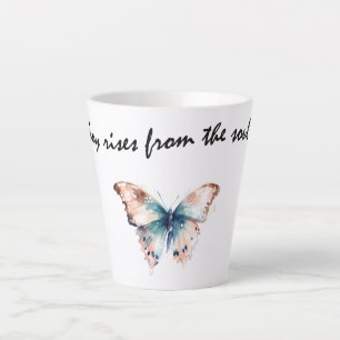 Taza De Café Latte La alegría surge de la mariposa del alma