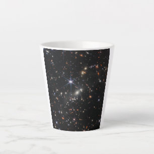 Taza De Café Latte La primera visión profunda de campo del universo d