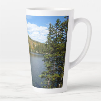 Taza De Café Latte Lago Bear en el Parque Nacional de las Montañas Ro