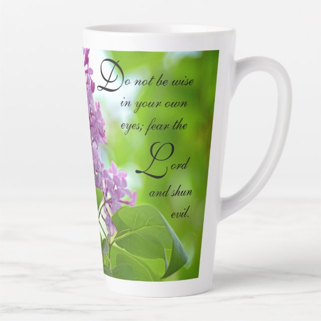 Taza De Café Latte Lilacs Proverbs 3:7 Latte Mug (Derecha)