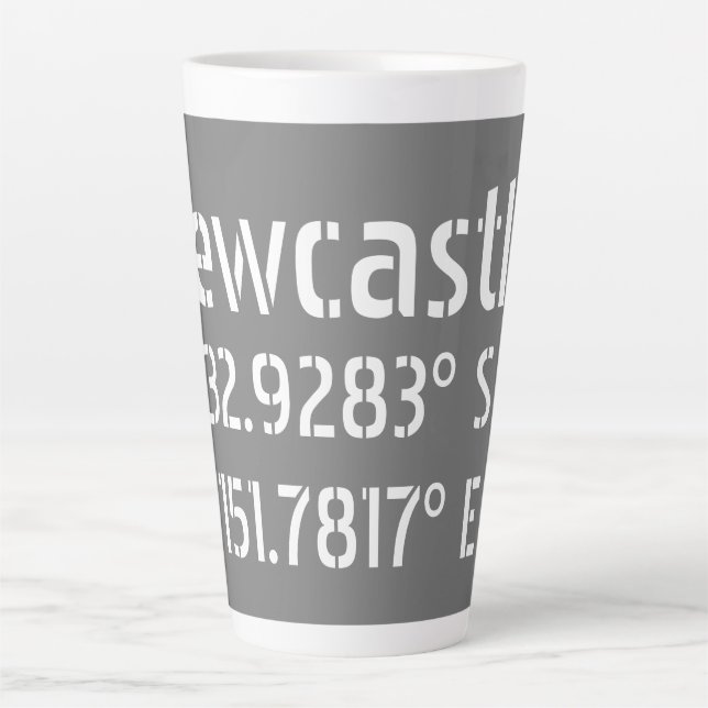 Taza De Café Latte Longitud de Newcastle NSW Latitude (Anverso)