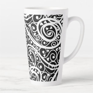 Taza De Café Latte Los corazones blancos negros cortos adoran el dise