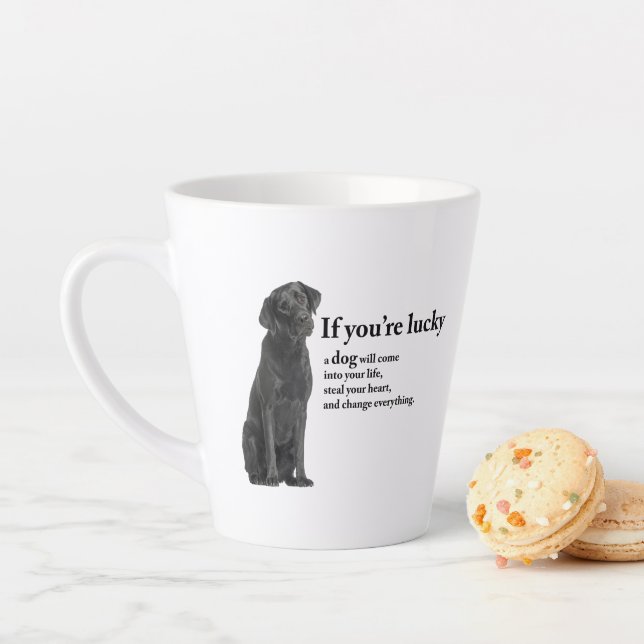 Taza De Café Latte Lucky Black Lab Latte Mug (In situ)