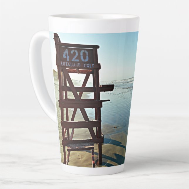 Taza De Café Latte Lugar de playa de Lifeguard Chair (Ángulo izquierdo)