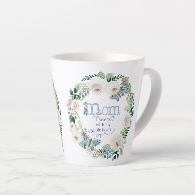 Taza De Café Latte Mamá te quiero | Mariposa floral blanca acuarela (Ángulo derecho)